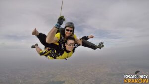 skoki na spadochronie kraków 135