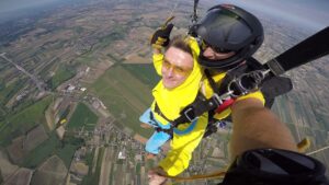 skoki na spadochronie kraków 160